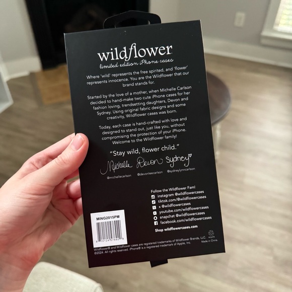 Wildflower iPhone 15 Pro Max Case - Picture 4 of 7